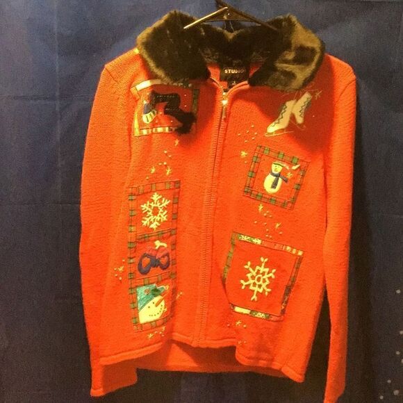 Beautiful collared Christmas sweater. From designer, original studio joy, size s - Picture 1 of 6